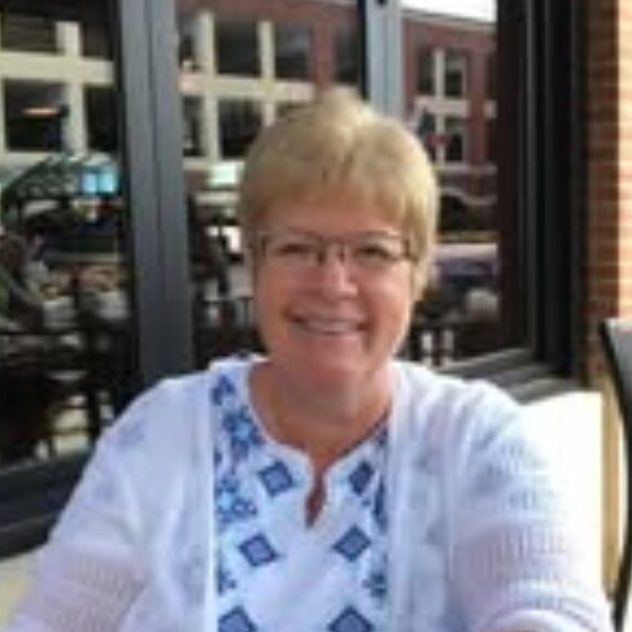 Meet your Posher, Lurenda - Picture 1 of 1